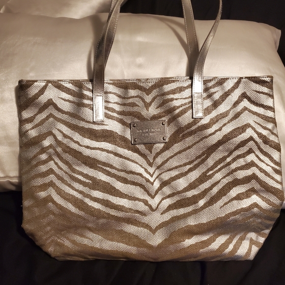 MICHEAL Kors TOTE BAG - Picture 1 of 5